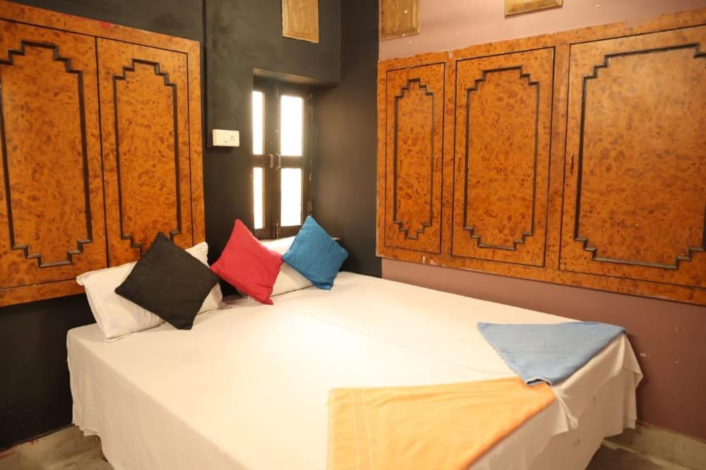 Hostel Santkripa Backpackers 400 Mtr From Railway Station Dźodhpur Zewnętrze zdjęcie
