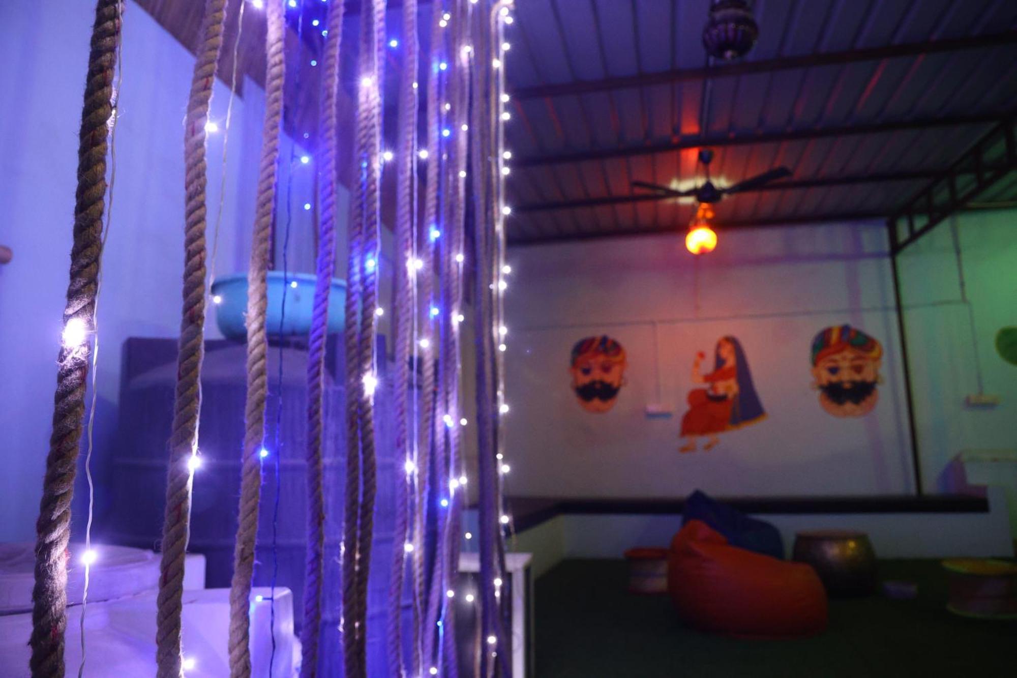 Hostel Santkripa Backpackers 400 Mtr From Railway Station Dźodhpur Zewnętrze zdjęcie